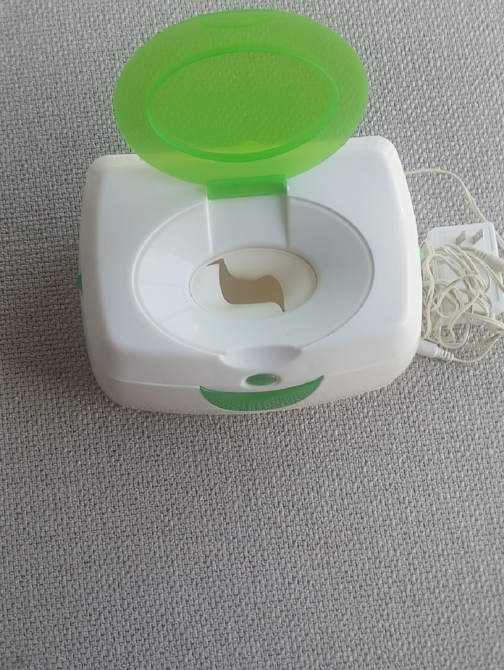 Munchkin White and Bright Green Baby Wipe Dispenser